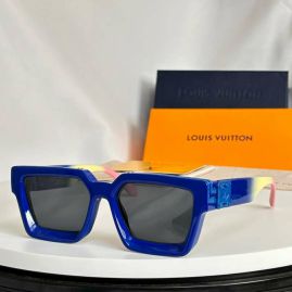 Picture of LV Sunglasses _SKUfw56809620fw